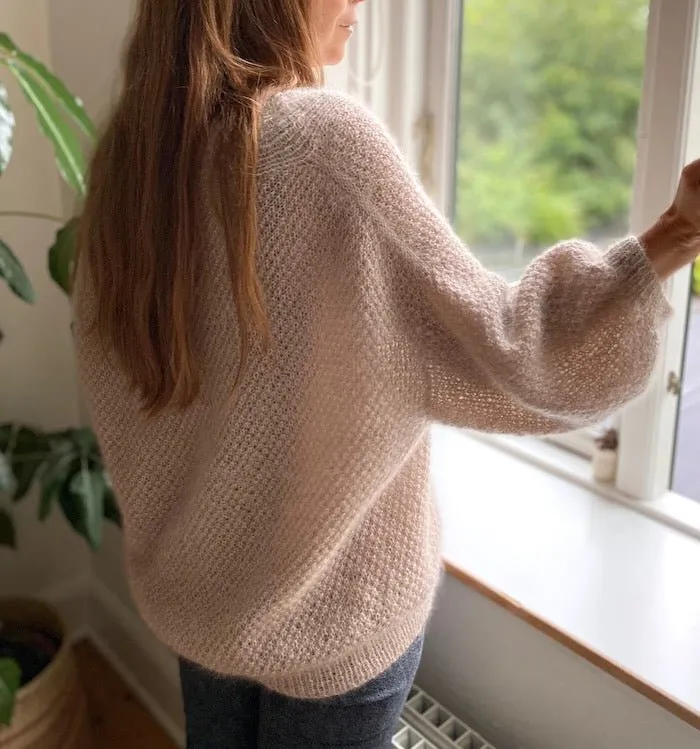 Fungus Sweater V-neck by Refined Knitwear, silk mohair knitting kit (UK, DE)