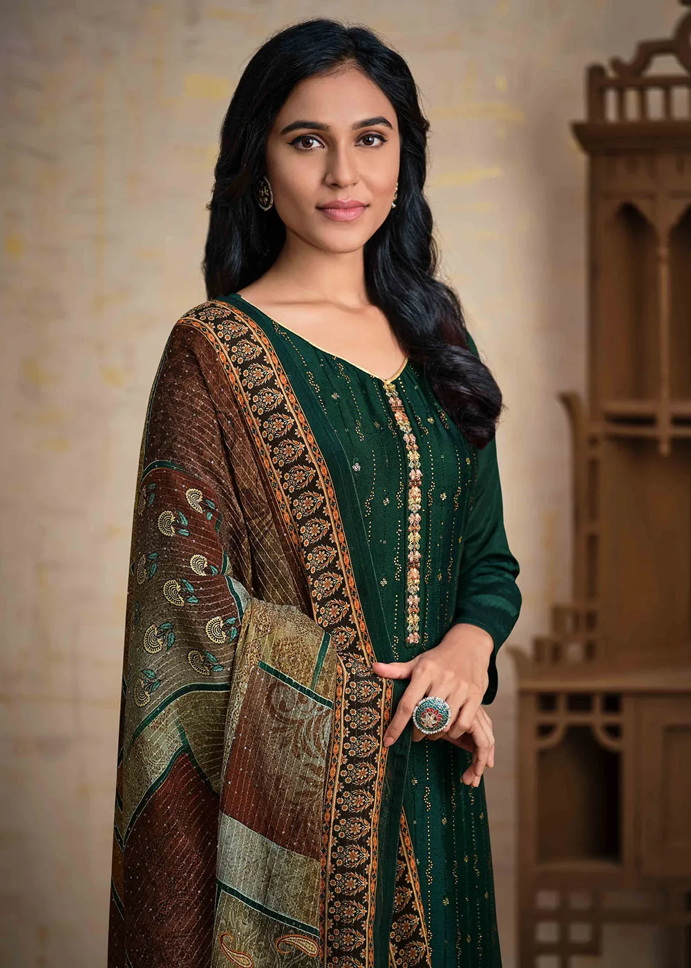 Green Chinnon Pant Style Wedding Ceremony Suit