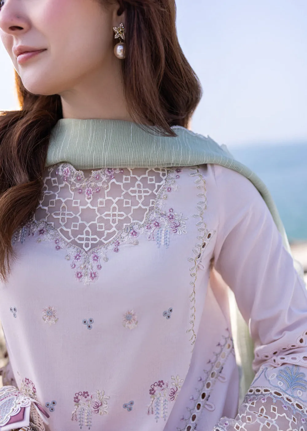 Sahil Kinare Luxury Lawn '24 by Qalamkar | FP-08 NIA