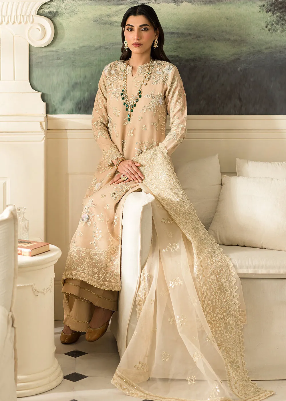 Suave Luxury Formals '24 by Emaan Adeel | Aruna